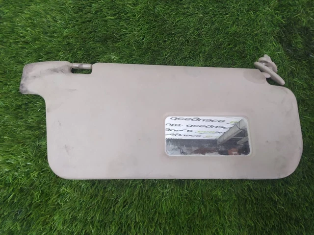pare-soleil droit pour NISSAN TERRANO II 2.7 TDI 4WD 1996 143392
