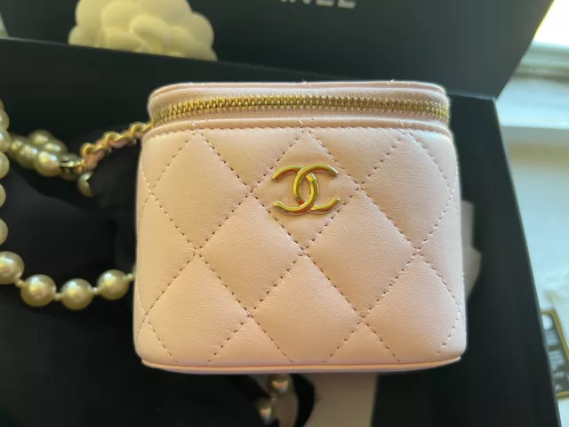 NEW CHANEL MINI Vanity Case Wallet On Chain Black Caviar Leather