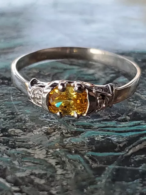 Yellow Topaz Labcreated Oval Cut Ring 10kt Solid White Gold