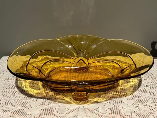 Large Vintage Art Deco Amber Glass Footed Fruit Bowl / Centerpiece Bowl - Gc