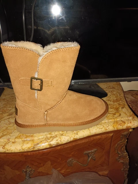 Bottines en daim fourrées Marron Style UGG  Pointure 36  NEUVES 2