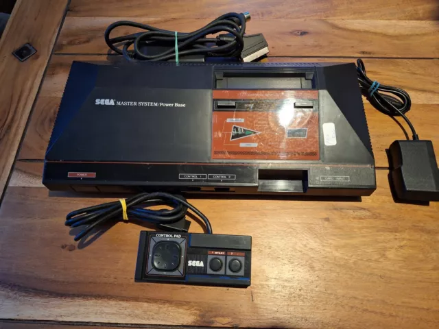 Console Sega Master System 1 + manette et cables modele + Alex Kid intégré PAL
