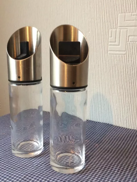 Salt & Pepper Grinder Glass Set Stainless Steel Lid Clear Condiment Shakers Pots