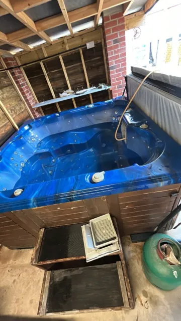 hot tub