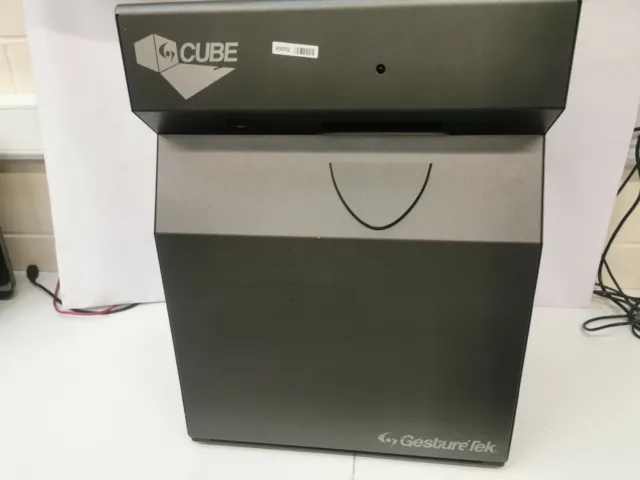 GestureTek the Cube - Projector GestureFX Interactive Display System - New Bulb!
