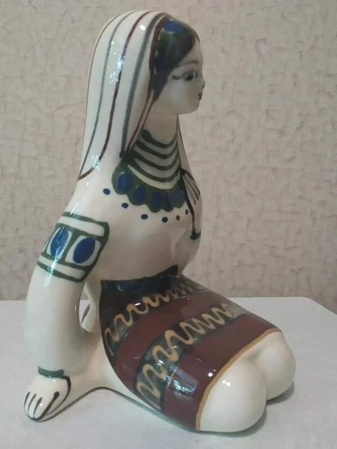 Hutsul Ukrainian girl woman USSR russian Pottery ceramic figurine Vintage 5548