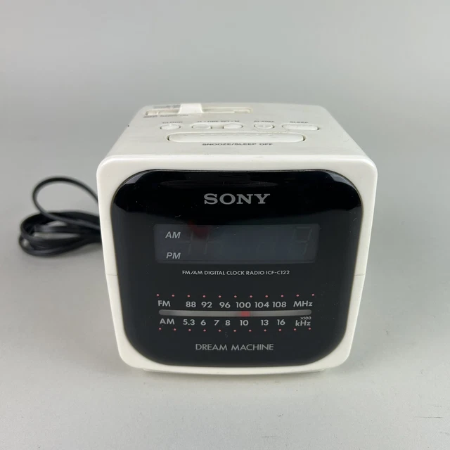 VINTAGE SONY DREAM Machine ICFC122 White Cube AM/FM Alarm Clock Radio