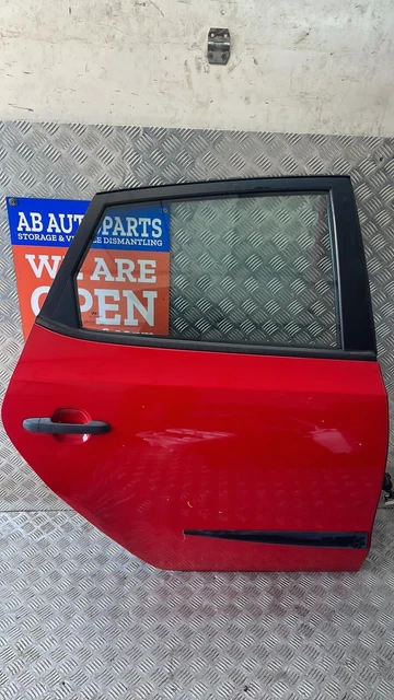 Hyundai I30 Classic 1396 Cc Hatchback 2010 Rear Door Right Side