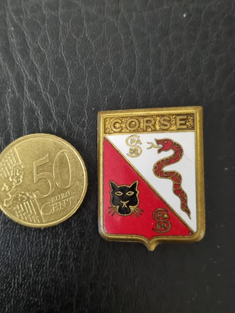 INSIGNE ARMÉE DE l'air Escadron de Chasse 3/11 CORSE. Drago EUR 10,00