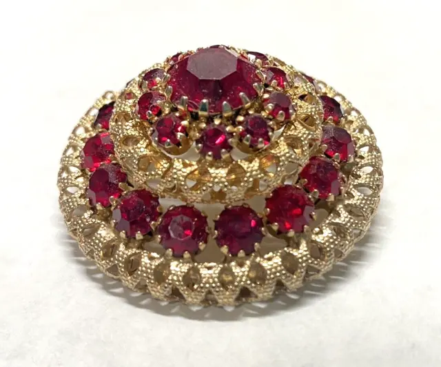Red Rhinestone Filigree Brooch Pin Vintage Ornate Faceted Rounded Prong Goldtone