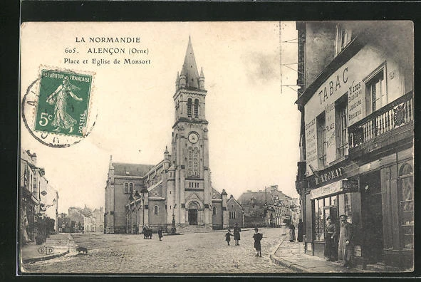 CPA Alencon, Place et Eglise de Monsort