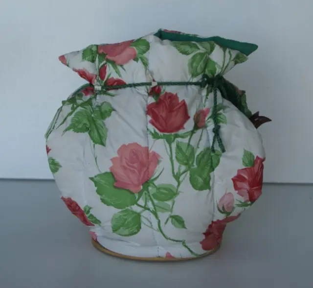 Vintage Quilted Teapot  Cosy Wooden Base Roses Shaby Chic