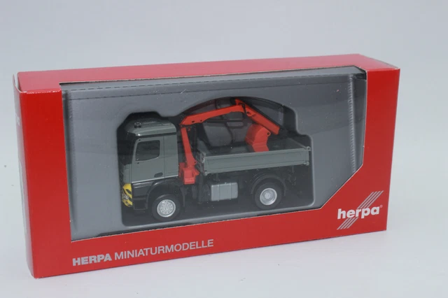 HERPA - CAMION avec benne aux couleurs FELBERMAYR - IVECO S-Way ND 4x2 - 1/87... EUR 45,14