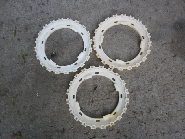 Massey Ferguson 20 Cell Seed Plates Planter 39 78 Seed Disc 440789M2