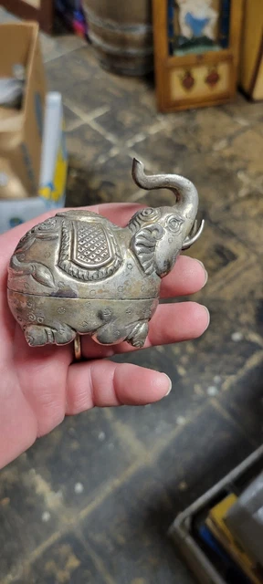 Vintage Antique Betel Nut Box Cambodia elephant Signed Silver T90 Sterling