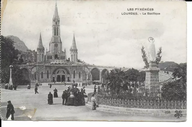 France Carte Postale Non Circulee  Lourdes La Basilique