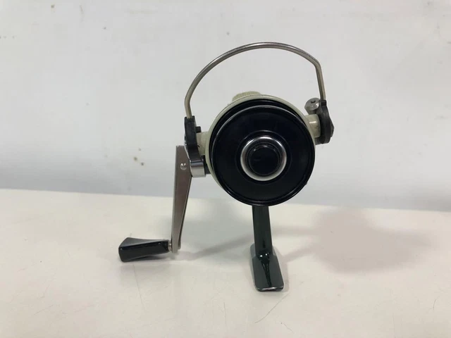 ABU Cardinal 33 リール　760301 Abu Cardinal 33 Spinning Reel Mamiya OP 760301 アブ