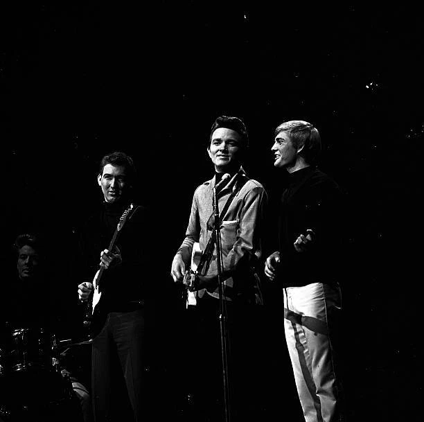 THE SHINDOGS 1965 Shindig Tv Show Old Photo 2 $9.00 - PicClick AU