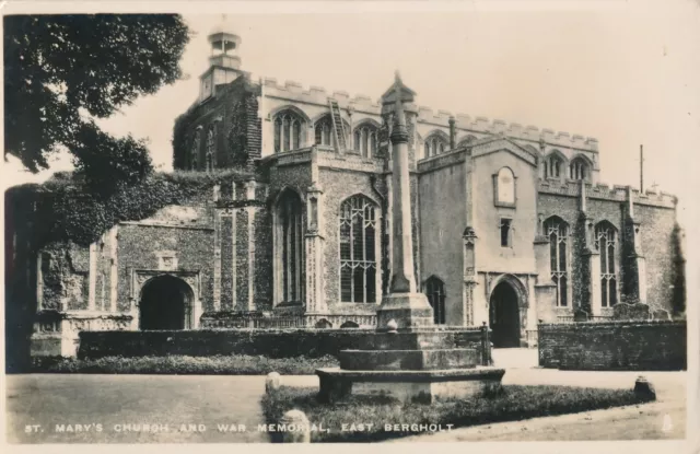 POSTCARD   SUFFOLK  EAST BERGHOLT  St Mary's Church & War Memorial    Tuck