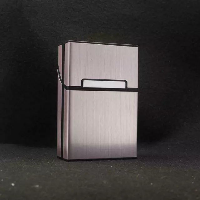(Silver)Retro Cigarette Case For 16X Coarse Cigarettes 3 Opening Stereo JY