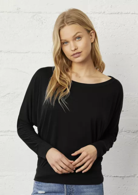Tee shirt store large epaule decouverte