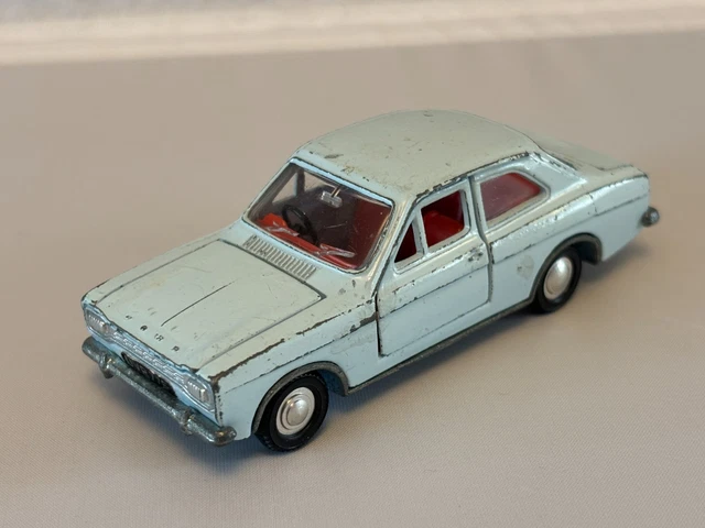 Mebetoys Mattel A53 Ford Escort MK1 1/43 sans boite ,no dinky corgi - Collection