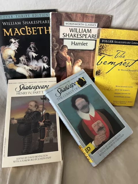 Shakespeare Plays- Lot of  5 PB - Macbeth, Hamlet, Tempest, Henry IV, Comedy