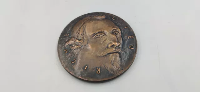 Magnifique Grande Médaille en Bronze Cardinal de Richelieu Signé R.Joly