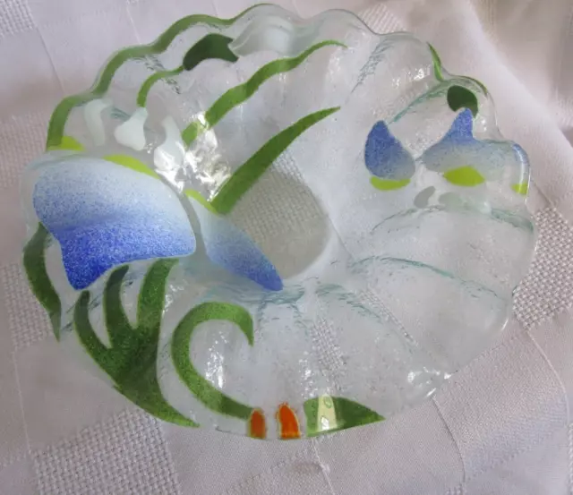 SYDENSTRICKER JAPANESE WATER IRIS Blue 6 1/2" Fruit BOWL Signed Fused Art Glass