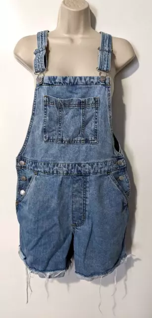 Universal Thread Women's Shortalls Size 6/28R Blue Denim Cotton Blend EUC