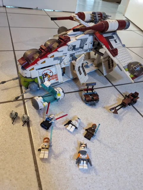 Lego Star Wars 7676 : Republic Attack Gunship