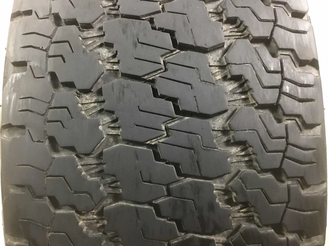 P275/70R18 Goodyear Wrangler SilentArmor Pro Grade 125 R Used 7/32nds