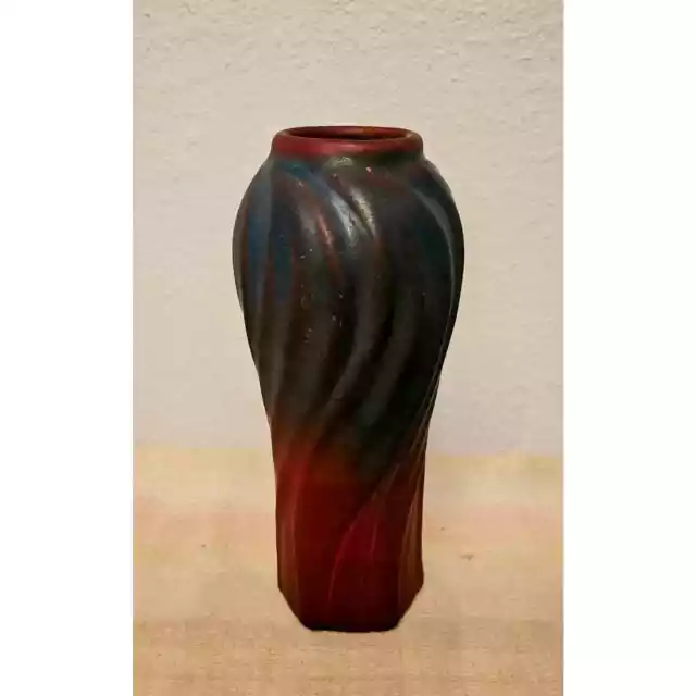 Van Briggle Pottery Signed 1920's Ceramic Mulberry Swirled Pattern Vase