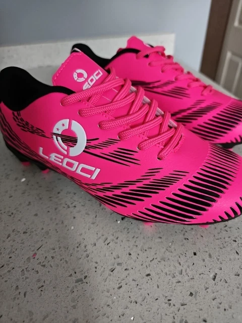 leoci football boots