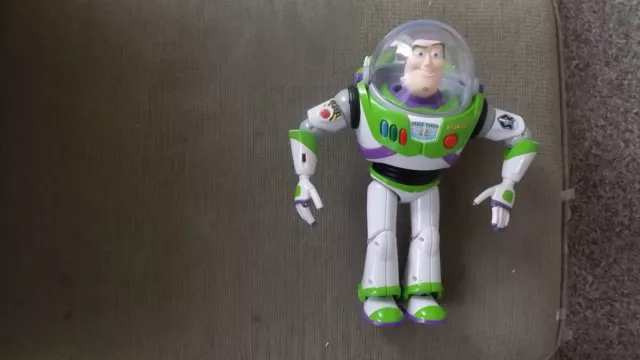 Disney Pixar Toy Story Buzz Lightyear  12" Talking Action Figure