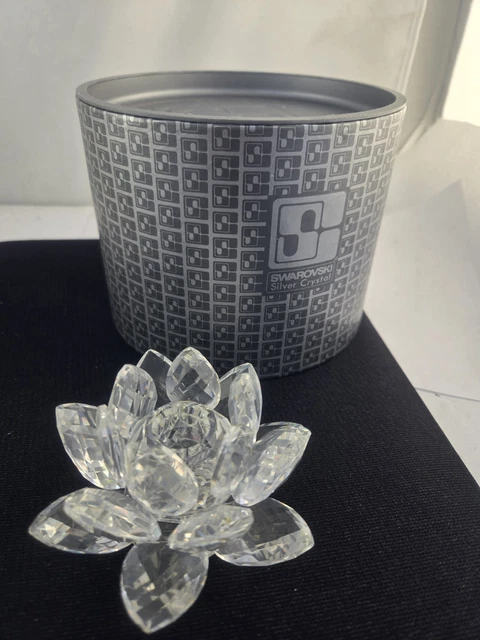 SWAROVSKI CRYSTAL Water Lily Candleholder 7600 NR 124 $69.00  display picture 1