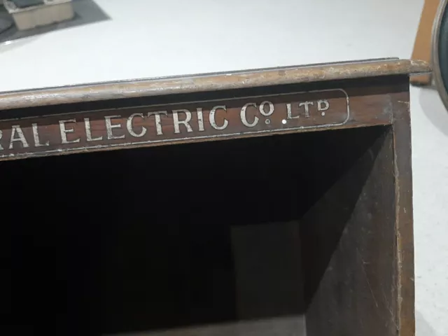 The General Electric Company - Vintage hölzerne Messbox - guter Zustand für das Alter 3