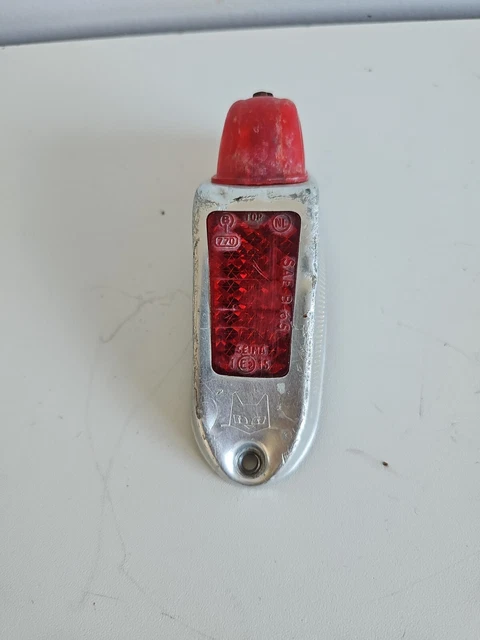 Feu Arrière De Vélo Vintage à Dynamo - Lampe Arrière Alu Rouge - Fabriqué En France (occasion)