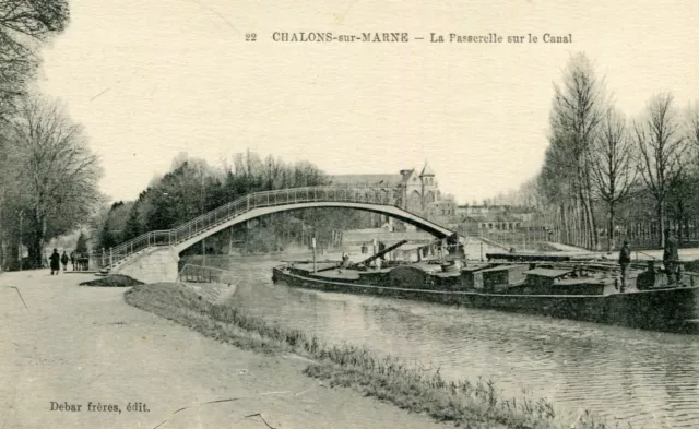 Carte CHALONS SUR MARNE La Passerelle sur le Canal Péniche au virage