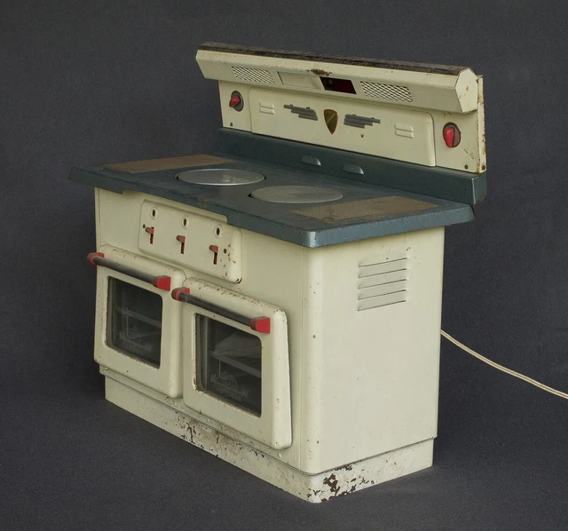 ANCIENE CUISINIERE GODIN en fonte - Fourneau - Poupées anciennes - EUR