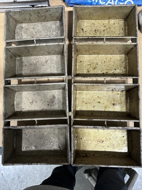 Ecko Engineered 4 On loaf pan 8 3/8 By 4 3/8