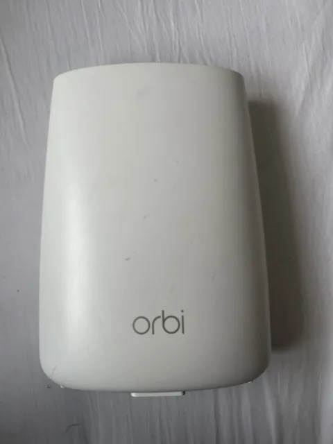 Netgear Orbi RBR50 AC3000 Tri-Band WLAN Router