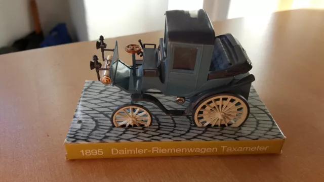 2 Cursor Oldtimer Automodelle -  371 Daimler-Riemenwagen und 470 Feuerspritze 2