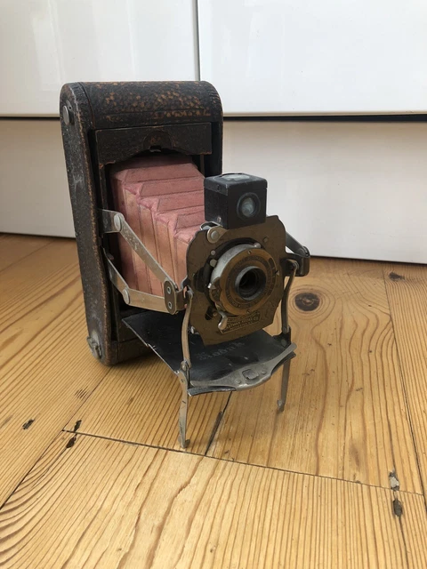 ** Kodak No1A Folding Pocket Camera in case Case (bellows In Good Condition) **