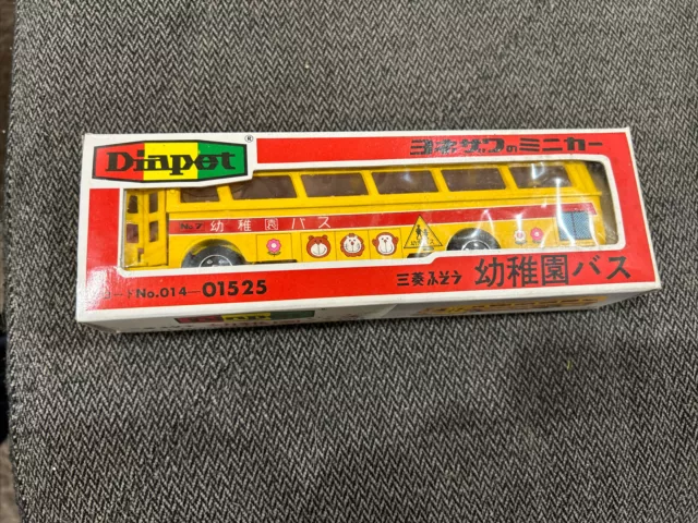 Diapet Yonezawa Toys (Japan) - Mitsubishi Fuso Bus B-35 1:60 Scale Diecast