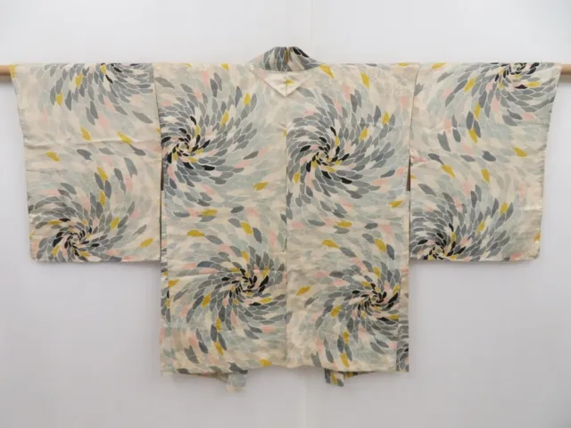 3012T12z370 Vintage Japanese Kimono Silk HAORI Chrysanthemum Off-white