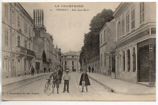 EPERNAY - Marne - CPA 51 - Commerces - Crédit Lyonnais rue Jean Moet 5