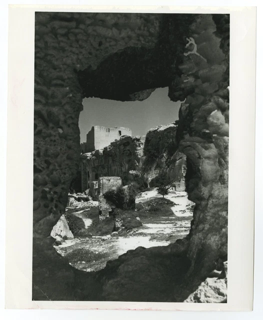 Historic France - Vintage 8x10 Publication Photograph - Les Baux-de-Provence