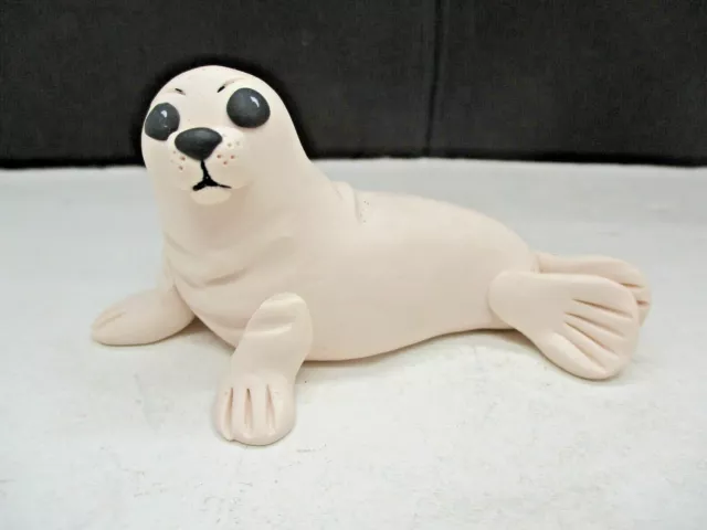 Vintage White Cecile Seal Figurine