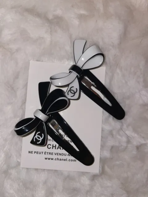 CHANEL Coco Mademoiselle Gold Hairclip Hair Clip Giveaway Gift